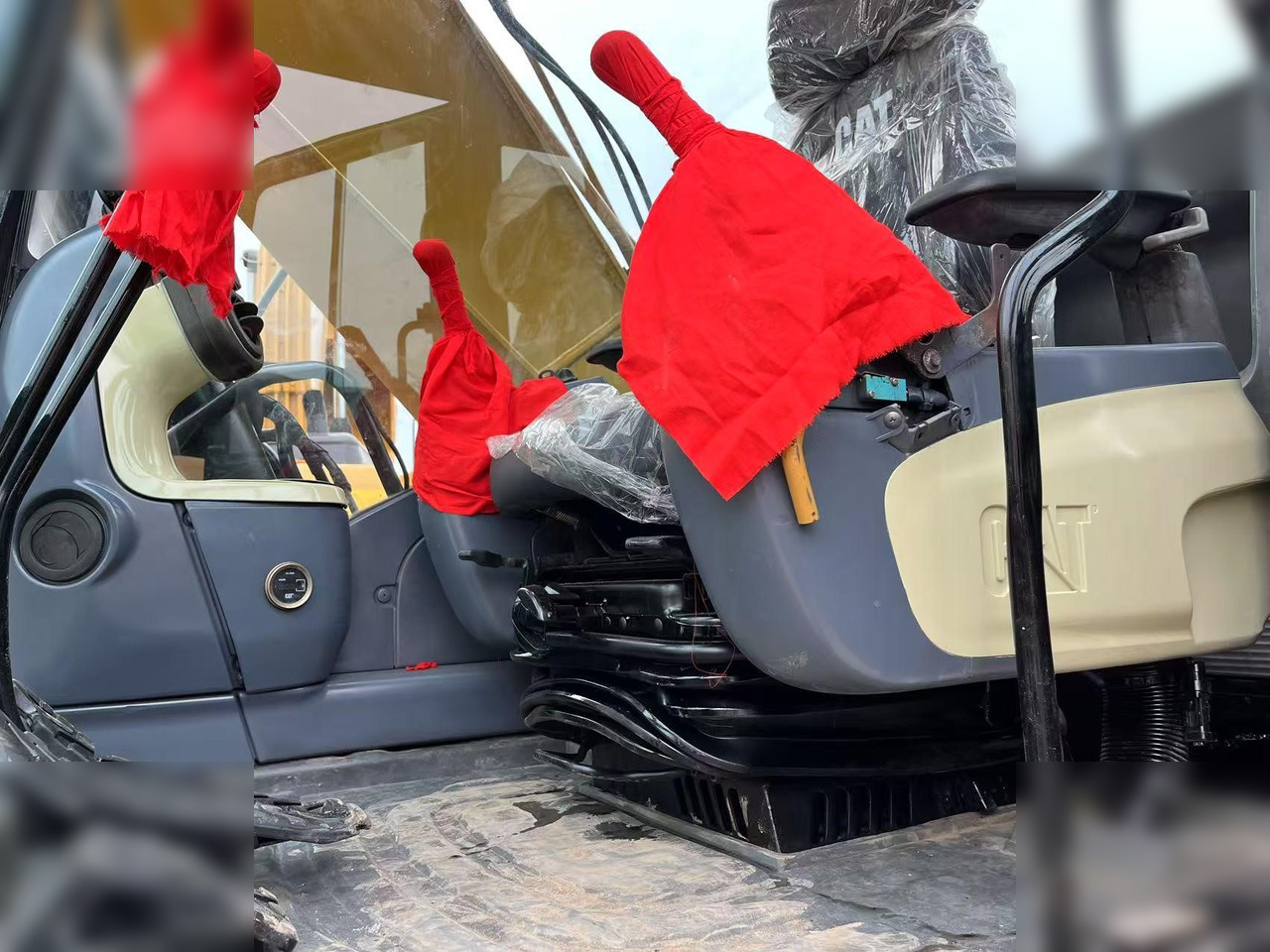 CATERPILLAR 320D2L - Гусеничний екскаватор: фото 5 CATERPILLAR 320D2L - Гусеничний екскаватор: фото 5