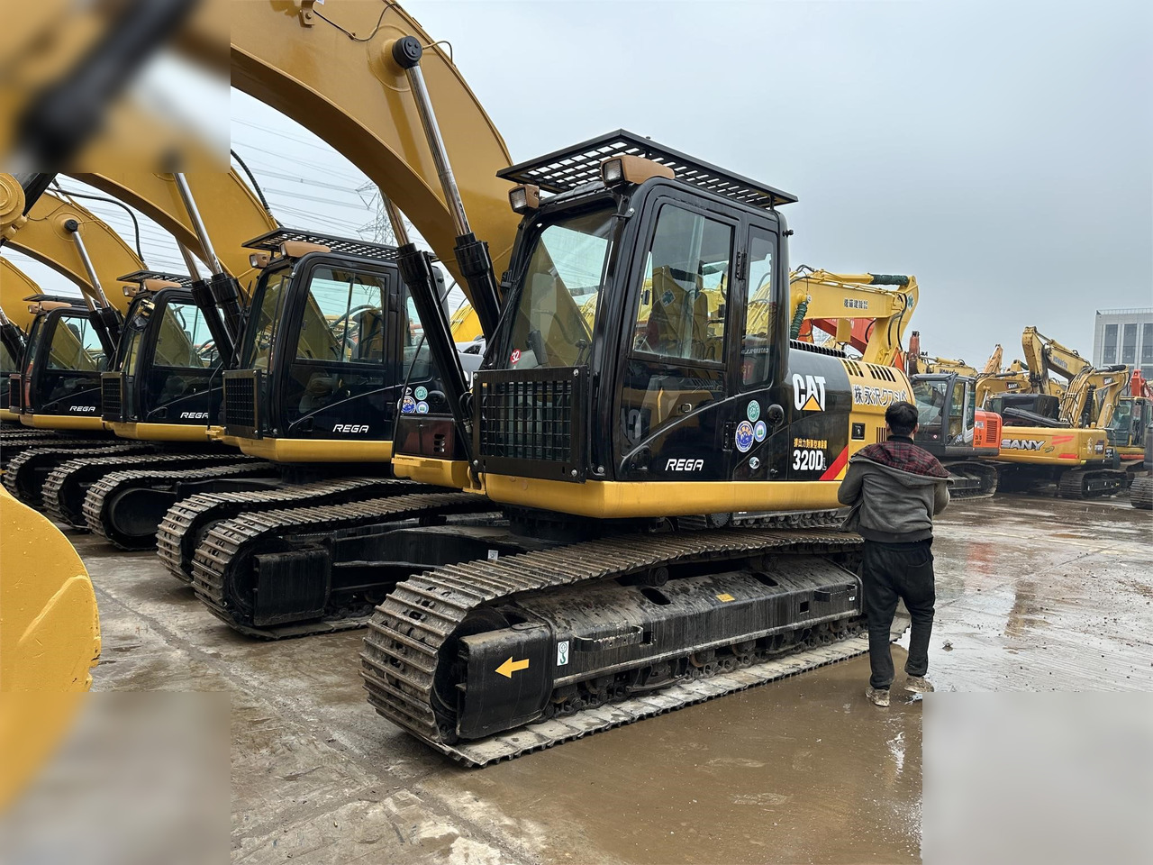 CATERPILLAR 320DL - Гусеничний екскаватор: фото 3 CATERPILLAR 320DL - Гусеничний екскаватор: фото 3