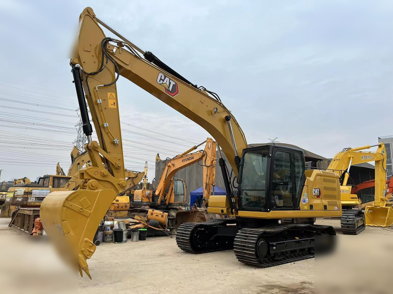 CATERPILLAR 320GC - Гусеничний екскаватор: фото 1 CATERPILLAR 320GC - Гусеничний екскаватор: фото 1