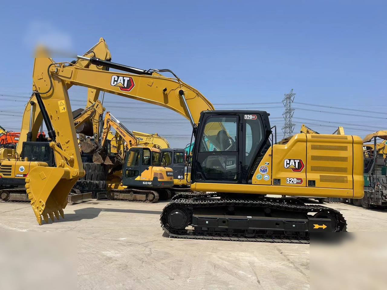 CATERPILLAR 320GC - Гусеничний екскаватор: фото 1 CATERPILLAR 320GC - Гусеничний екскаватор: фото 1