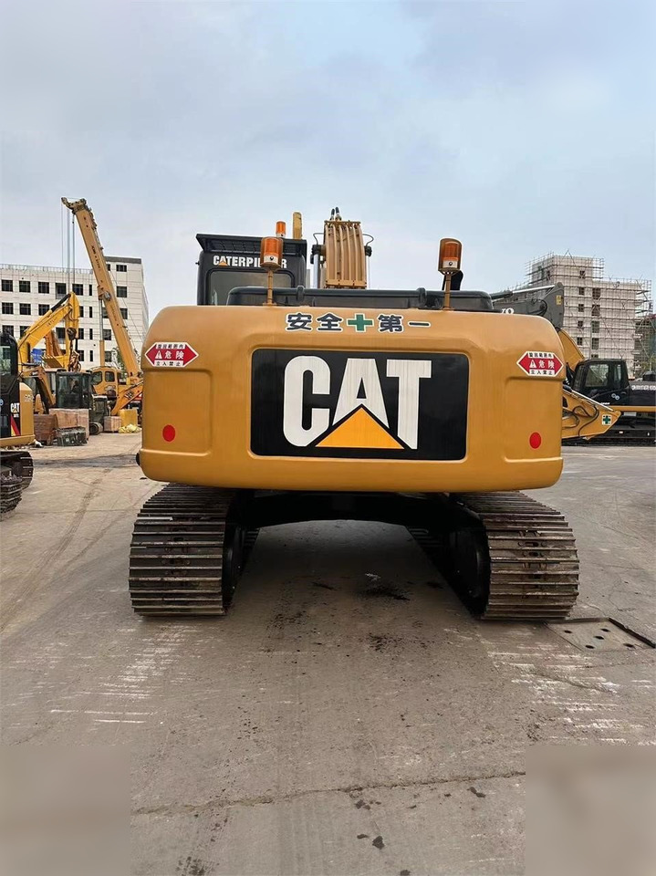 CATERPILLAR 323DL - Гусеничний екскаватор: фото 4 CATERPILLAR 323DL - Гусеничний екскаватор: фото 4