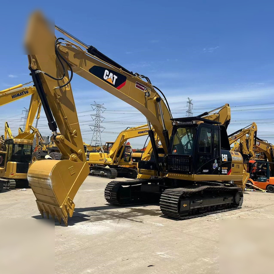 CATERPILLAR 323DL - Гусеничний екскаватор: фото 1 CATERPILLAR 323DL - Гусеничний екскаватор: фото 1