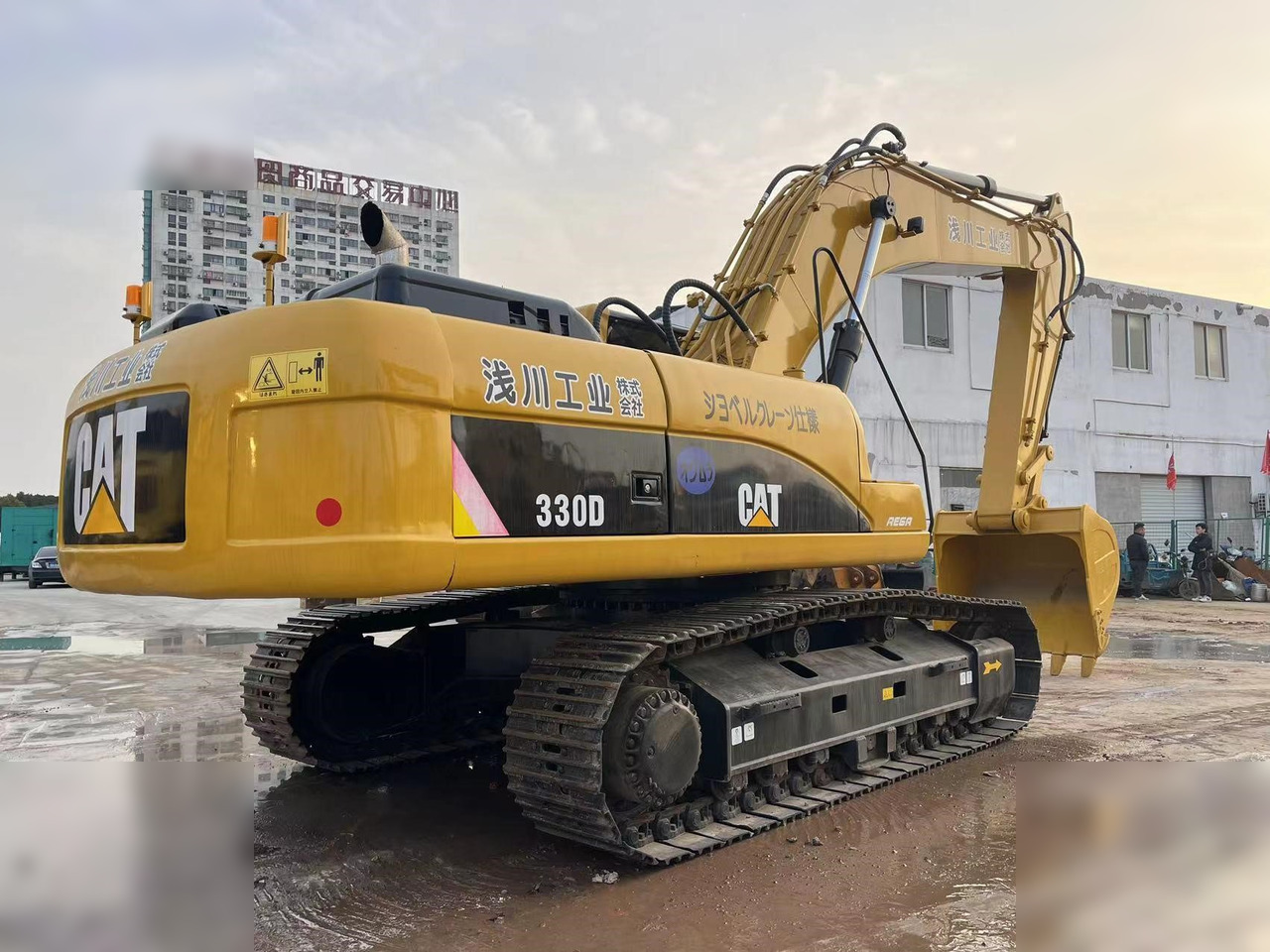 CATERPILLAR 330D - Гусеничний екскаватор: фото 1 CATERPILLAR 330D - Гусеничний екскаватор: фото 1