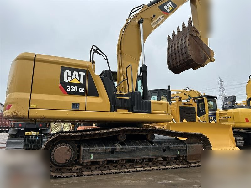 CATERPILLAR 330GC - Гусеничний екскаватор: фото 1 CATERPILLAR 330GC - Гусеничний екскаватор: фото 1