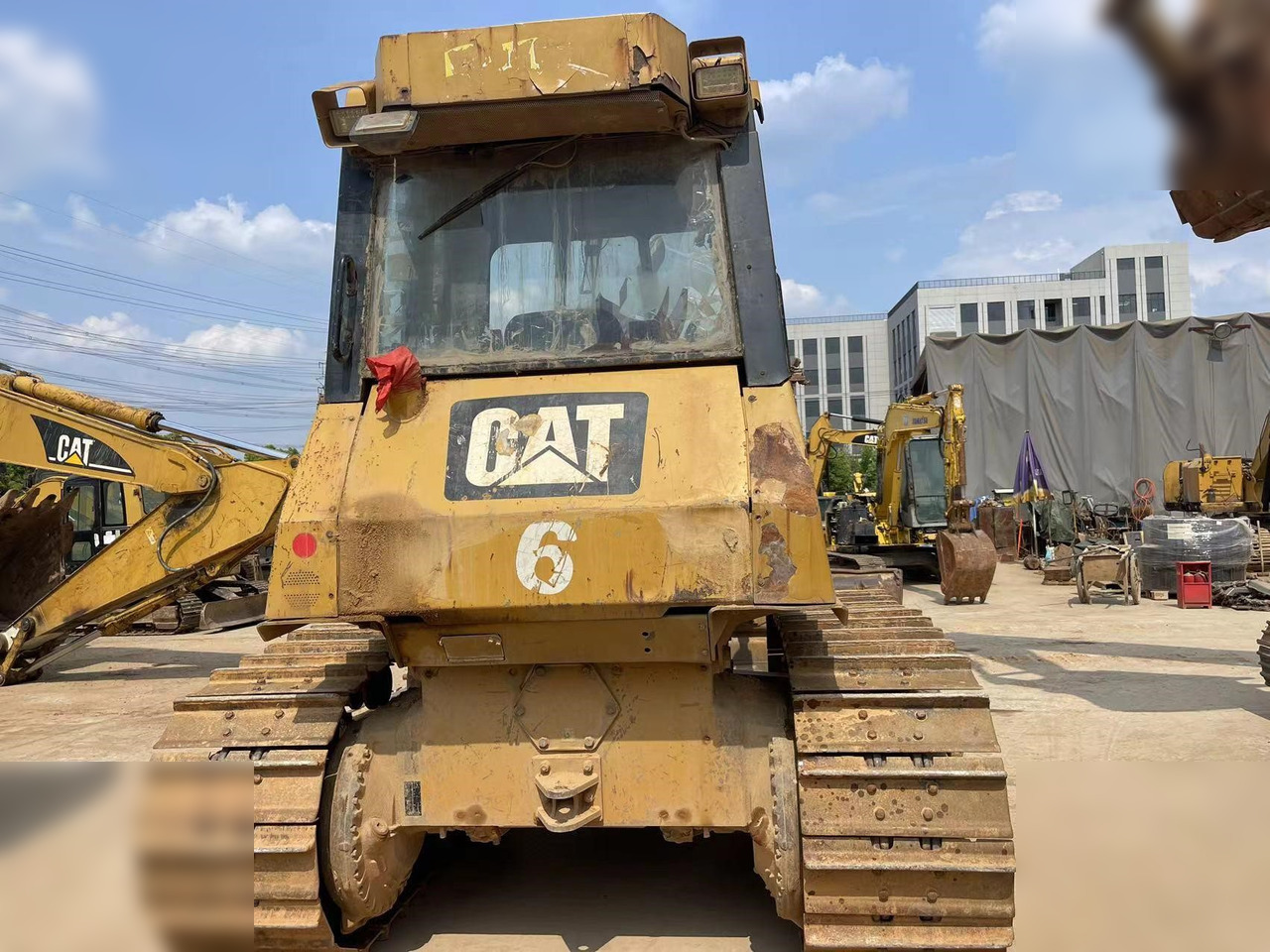 CATERPILLAR D6G - Бульдозер: фото 3 CATERPILLAR D6G - Бульдозер: фото 3