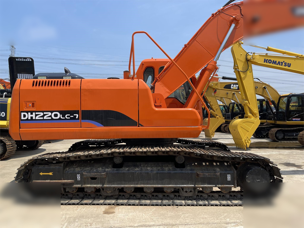 DOOSAN DH220 LC-7 - Гусеничний екскаватор: фото 4 DOOSAN DH220 LC-7 - Гусеничний екскаватор: фото 4