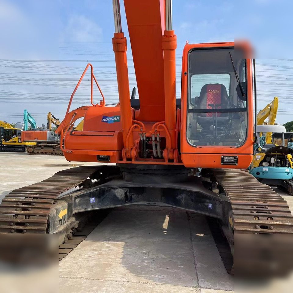 DOOSAN DH300 LC-7 - Гусеничний екскаватор: фото 4 DOOSAN DH300 LC-7 - Гусеничний екскаватор: фото 4