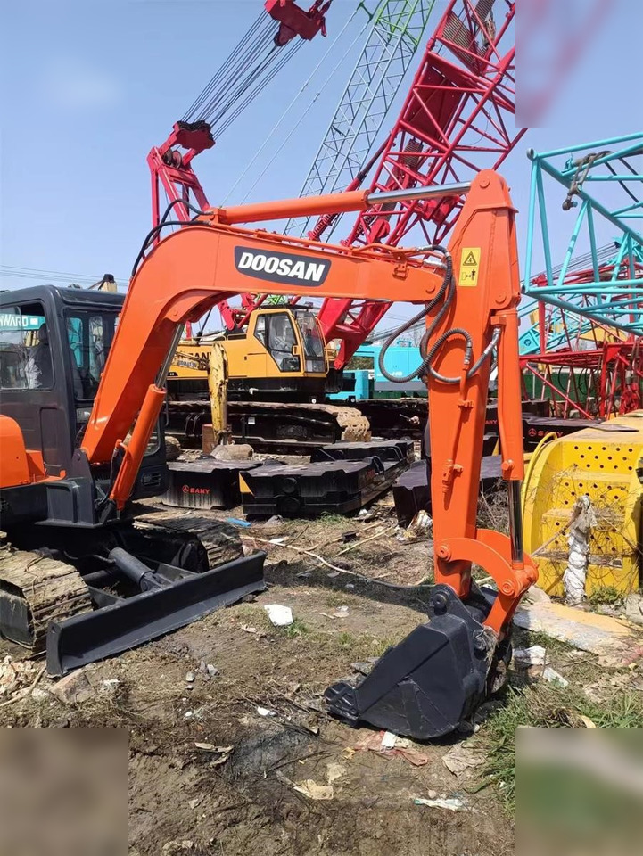 DOOSAN DH55 - Міні-екскаватор: фото 4 DOOSAN DH55 - Міні-екскаватор: фото 4