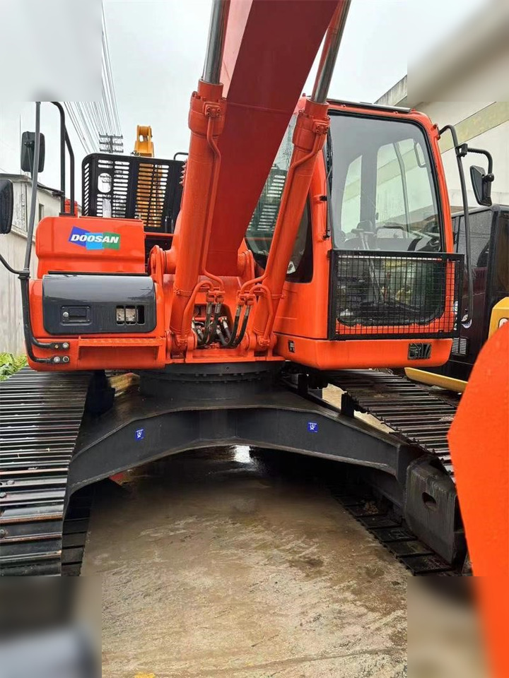 DOOSAN DX225 LC-5 - Гусеничний екскаватор: фото 3 DOOSAN DX225 LC-5 - Гусеничний екскаватор: фото 3