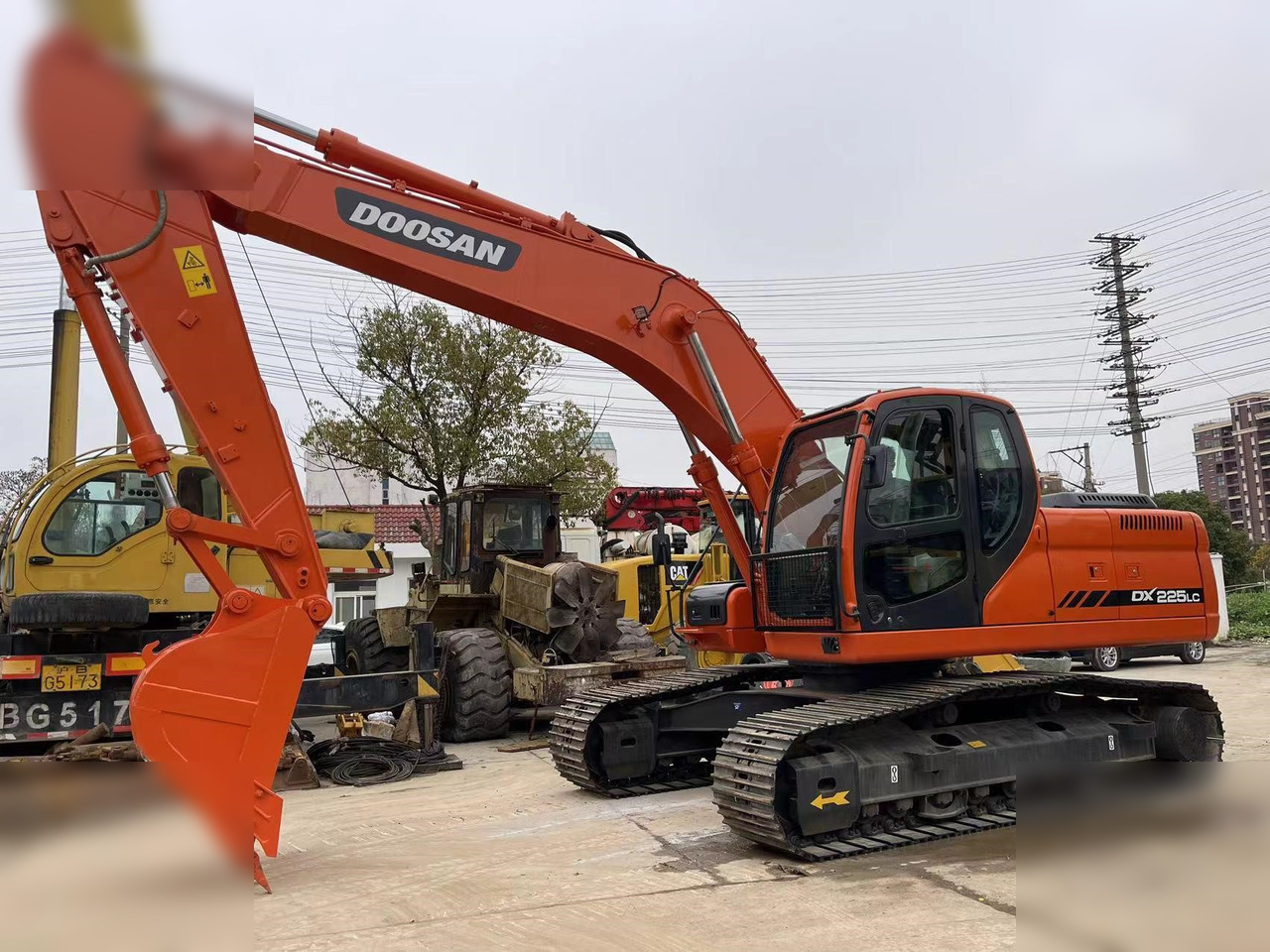 DOOSAN DX225 LC - Гусеничний екскаватор: фото 2 DOOSAN DX225 LC - Гусеничний екскаватор: фото 2