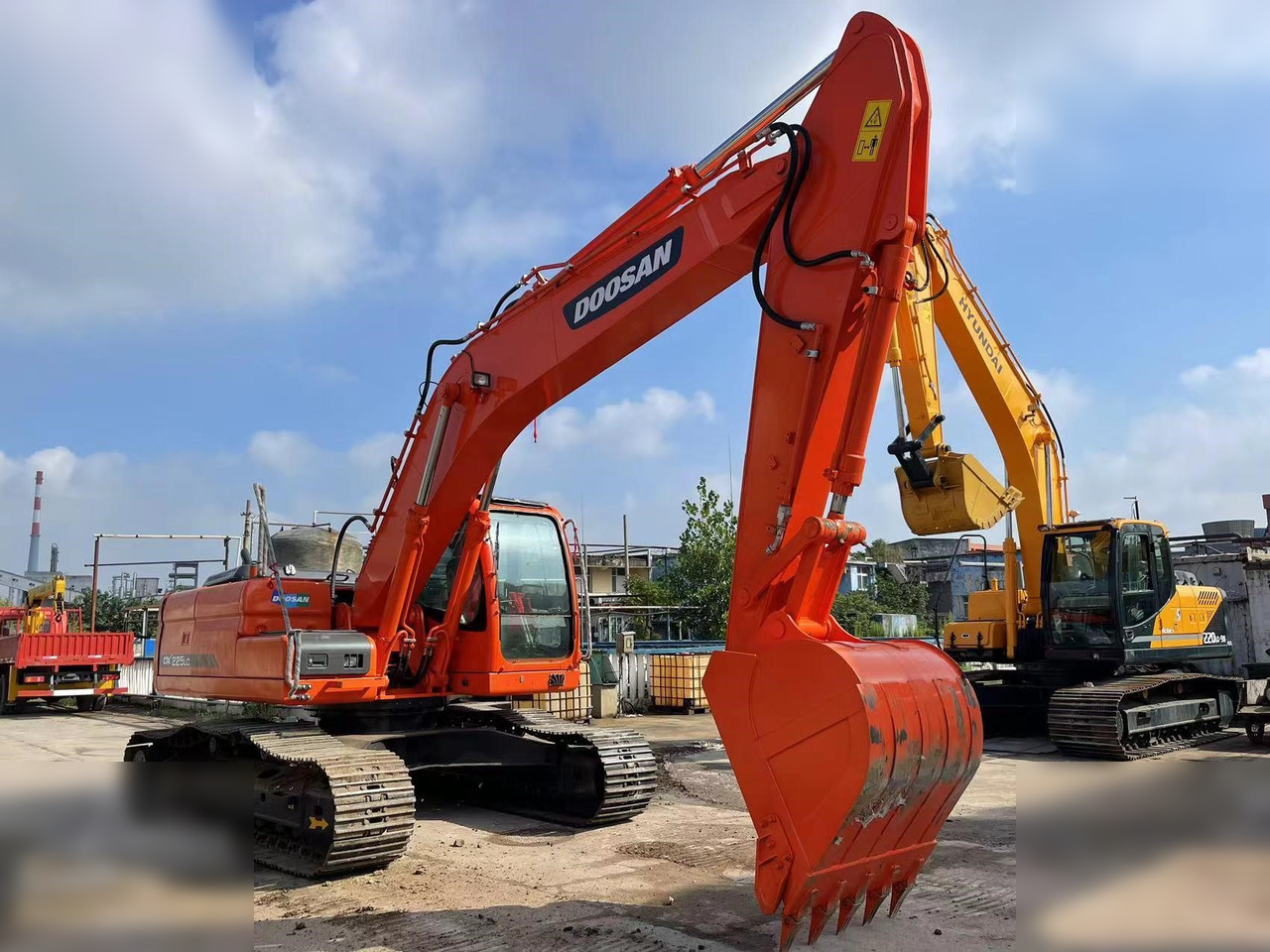 Гусеничний екскаватор DOOSAN DX225 LCA: фото 6