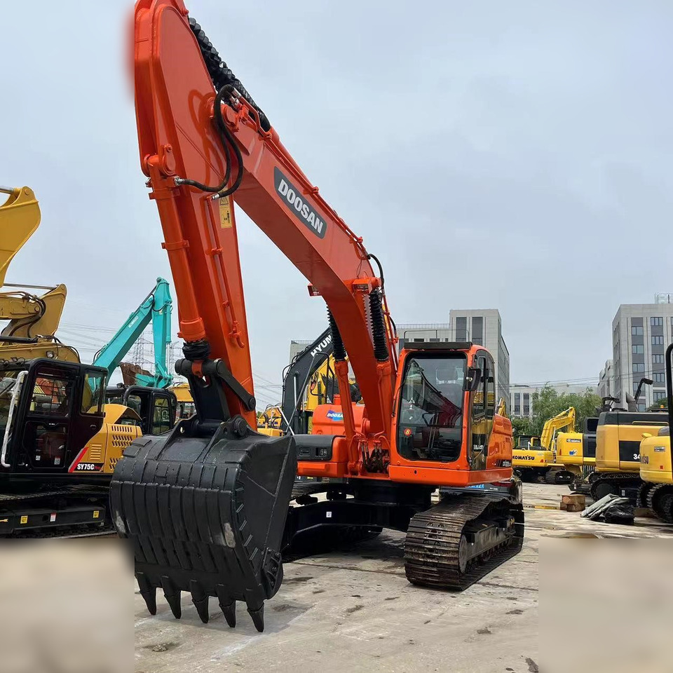 DOOSAN DX225 LCA - Гусеничний екскаватор: фото 2 DOOSAN DX225 LCA - Гусеничний екскаватор: фото 2