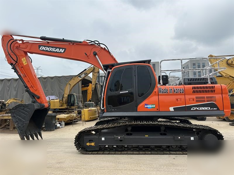 DOOSAN DX260 LC - Гусеничний екскаватор: фото 2 DOOSAN DX260 LC - Гусеничний екскаватор: фото 2