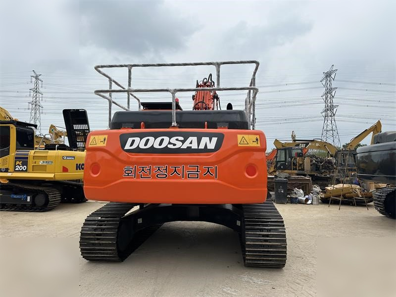 DOOSAN DX260 LC - Гусеничний екскаватор: фото 3 DOOSAN DX260 LC - Гусеничний екскаватор: фото 3