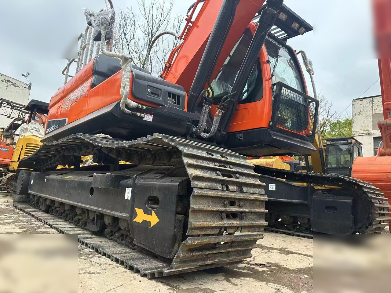 DOOSAN DX300 LC - Гусеничний екскаватор: фото 4 DOOSAN DX300 LC - Гусеничний екскаватор: фото 4