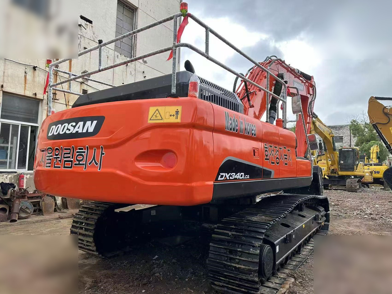 DOOSAN DX340 LCA - Гусеничний екскаватор: фото 2 DOOSAN DX340 LCA - Гусеничний екскаватор: фото 2