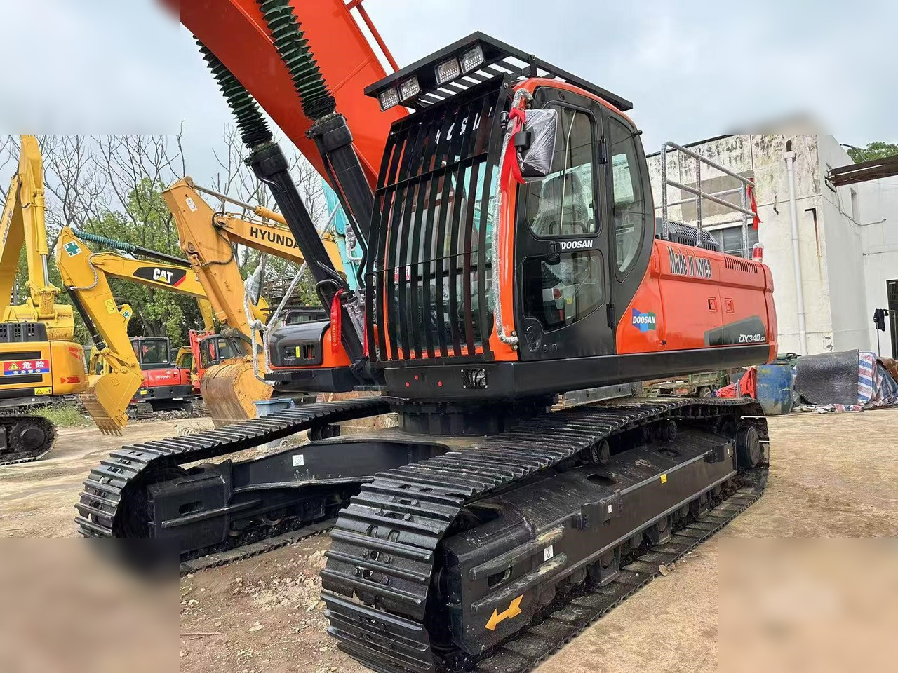 DOOSAN DX340 LCA - Гусеничний екскаватор: фото 4 DOOSAN DX340 LCA - Гусеничний екскаватор: фото 4