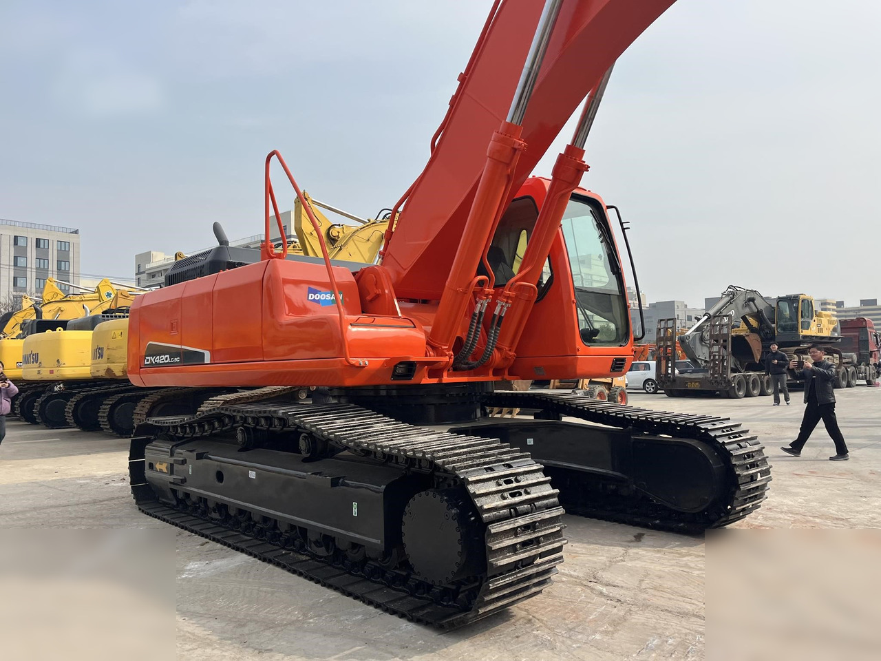 DOOSAN DX420 LC-9C - Гусеничний екскаватор: фото 5 DOOSAN DX420 LC-9C - Гусеничний екскаватор: фото 5