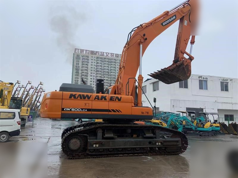 DOOSAN DX500 LCA - Гусеничний екскаватор: фото 1 DOOSAN DX500 LCA - Гусеничний екскаватор: фото 1