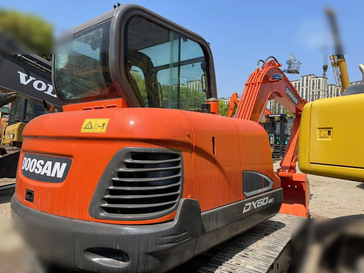DOOSAN DX60-9C - Гусеничний екскаватор: фото 4 DOOSAN DX60-9C - Гусеничний екскаватор: фото 4