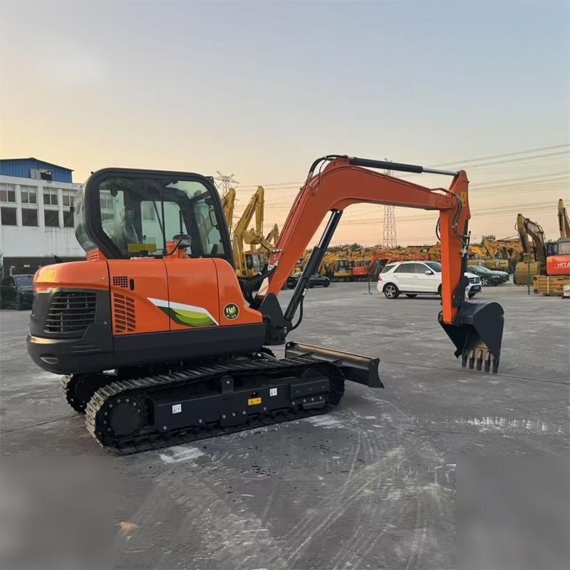 DOOSAN DX60E-10N - Гусеничний екскаватор: фото 4 DOOSAN DX60E-10N - Гусеничний екскаватор: фото 4