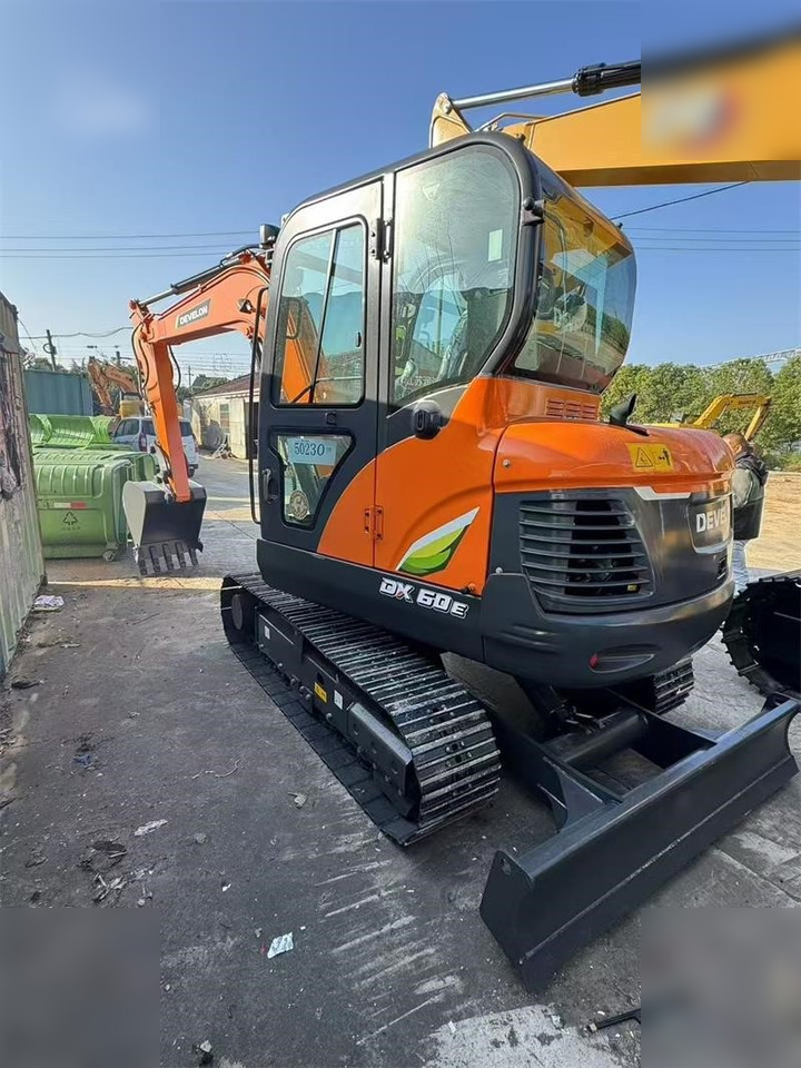 DOOSAN DX60E-10N - Гусеничний екскаватор: фото 5 DOOSAN DX60E-10N - Гусеничний екскаватор: фото 5