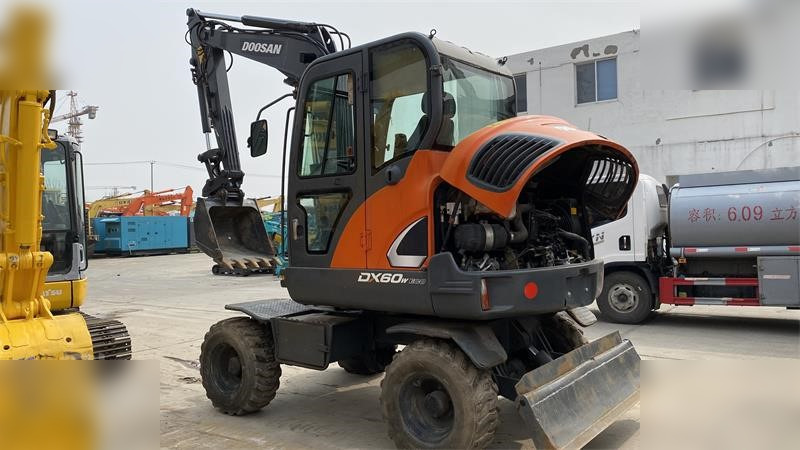 DOOSAN DX60W ECO - Колісний екскаватор: фото 4 DOOSAN DX60W ECO - Колісний екскаватор: фото 4