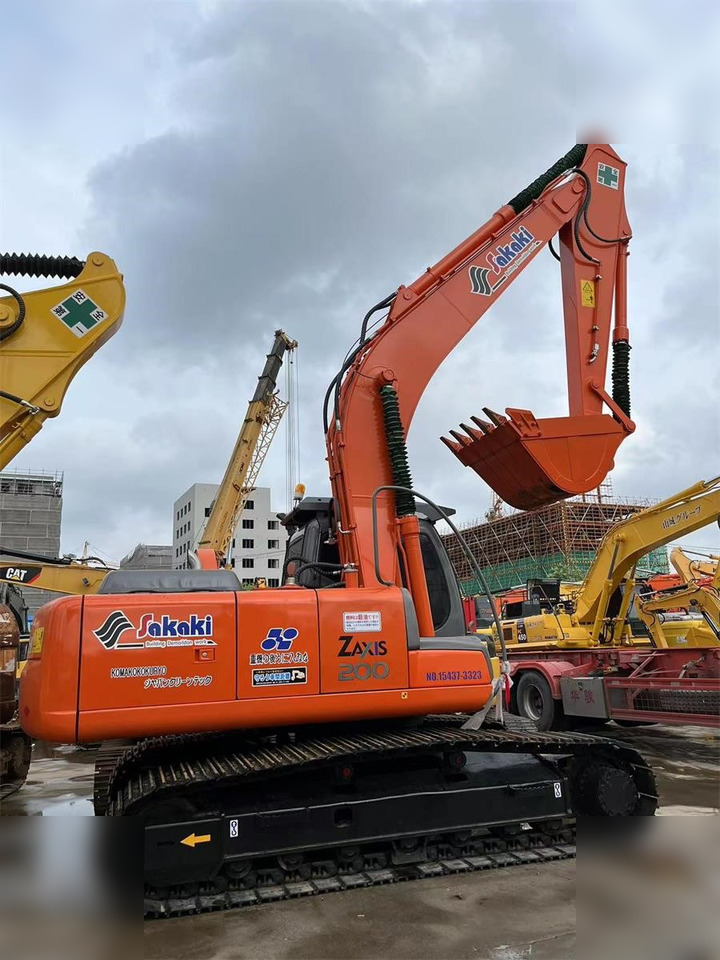HITACHI ZX200 - Гусеничний екскаватор: фото 1 HITACHI ZX200 - Гусеничний екскаватор: фото 1