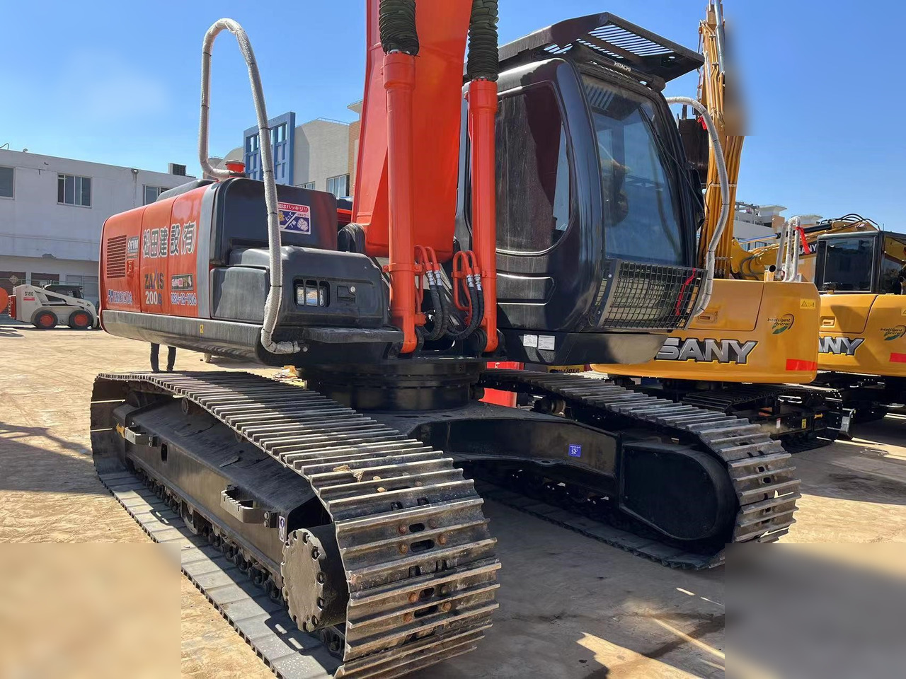 HITACHI ZX200 - Гусеничний екскаватор: фото 5 HITACHI ZX200 - Гусеничний екскаватор: фото 5