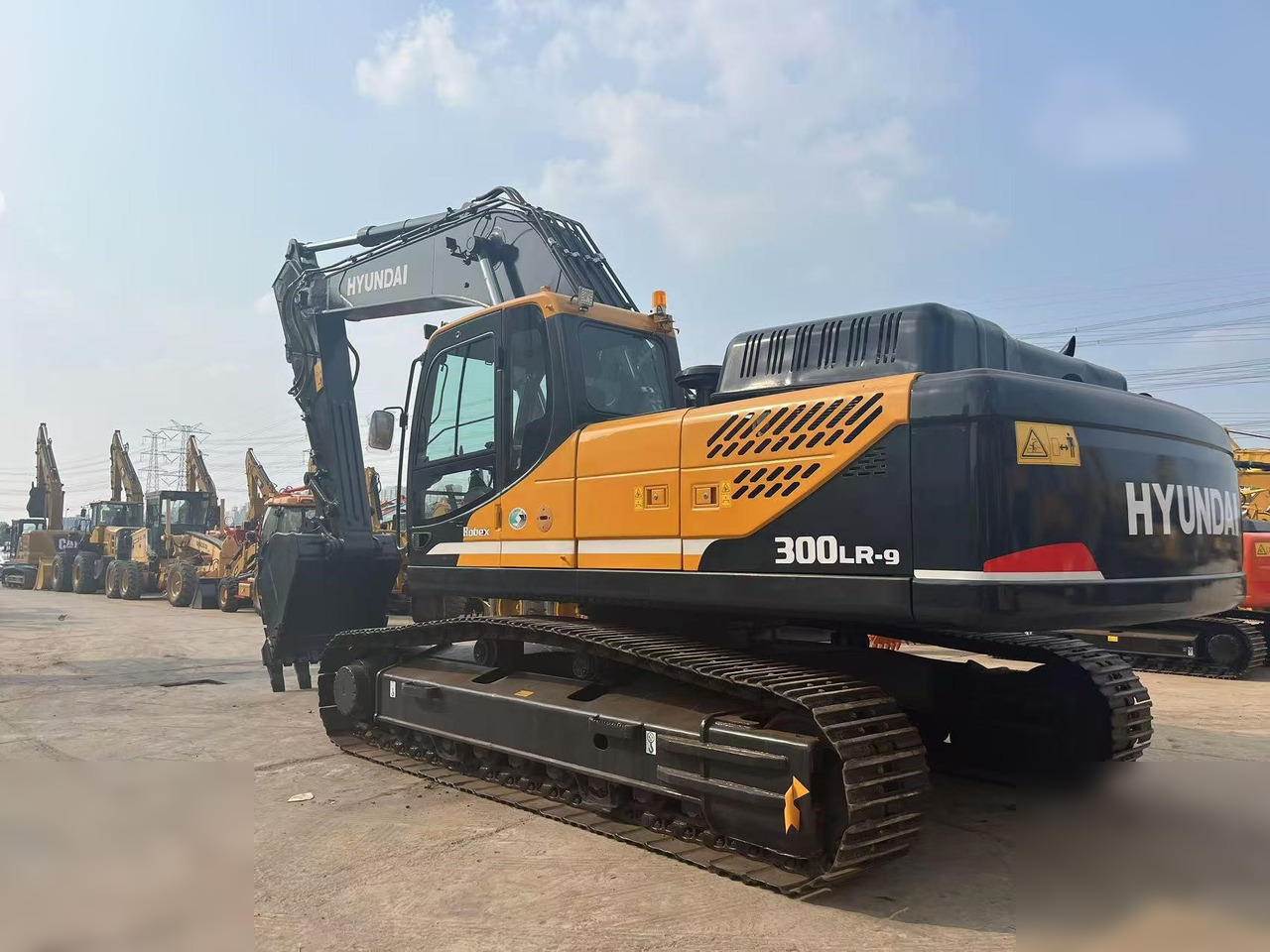 HYUNDAI HX300 LR - Гусеничний екскаватор: фото 4 HYUNDAI HX300 LR - Гусеничний екскаватор: фото 4