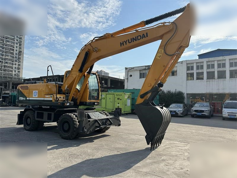 HYUNDAI ROBEX 210W-9 - Колісний екскаватор: фото 5 HYUNDAI ROBEX 210W-9 - Колісний екскаватор: фото 5