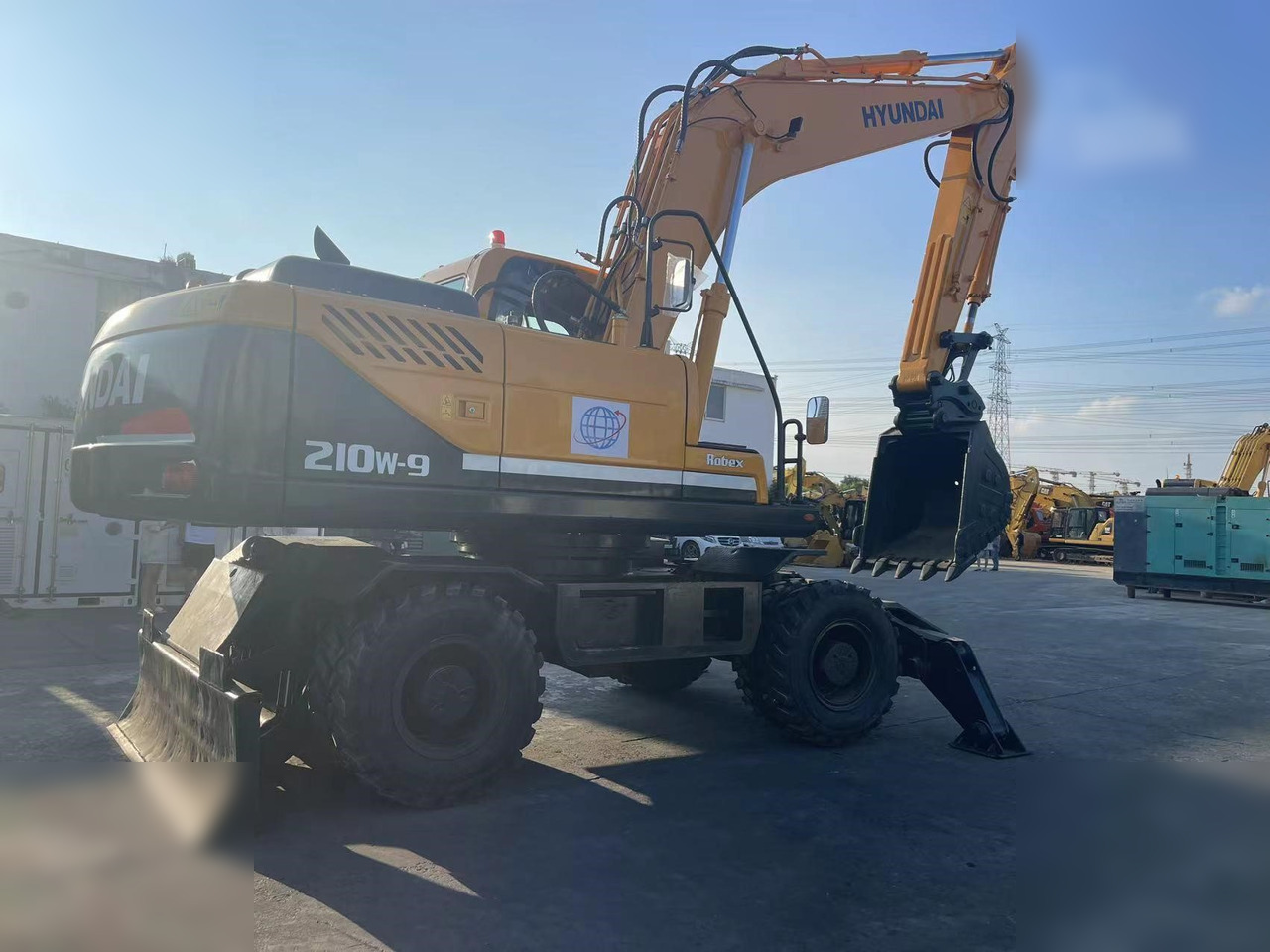 HYUNDAI ROBEX 210W-9S - Колісний екскаватор: фото 2 HYUNDAI ROBEX 210W-9S - Колісний екскаватор: фото 2