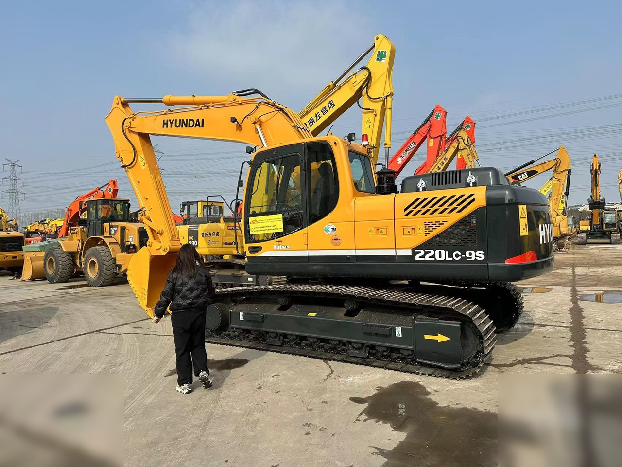 HYUNDAI ROBEX 220 LC-9S - Гусеничний екскаватор: фото 3 HYUNDAI ROBEX 220 LC-9S - Гусеничний екскаватор: фото 3