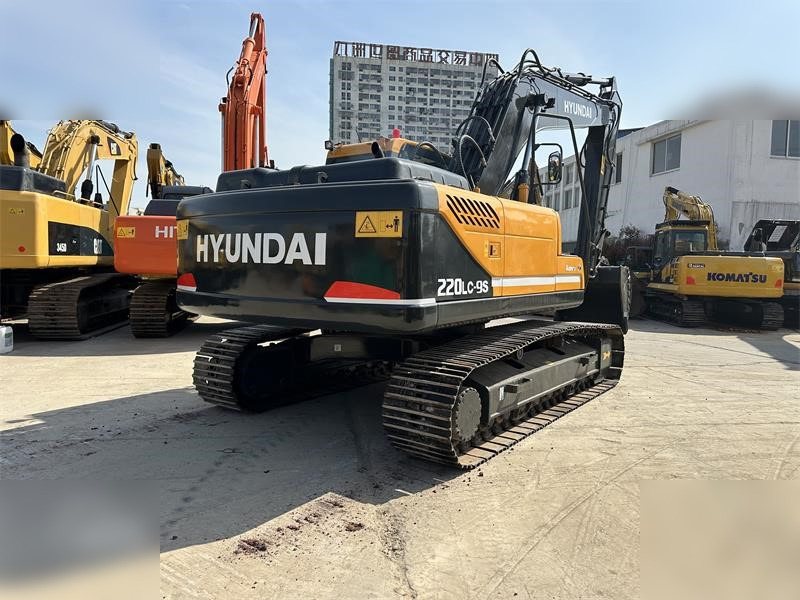 HYUNDAI ROBEX 220 LC-9S - Гусеничний екскаватор: фото 4 HYUNDAI ROBEX 220 LC-9S - Гусеничний екскаватор: фото 4