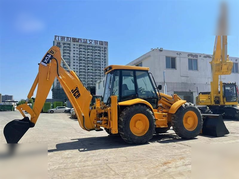 JCB 4CX - Екскаватор-навантажувач: фото 2 JCB 4CX - Екскаватор-навантажувач: фото 2