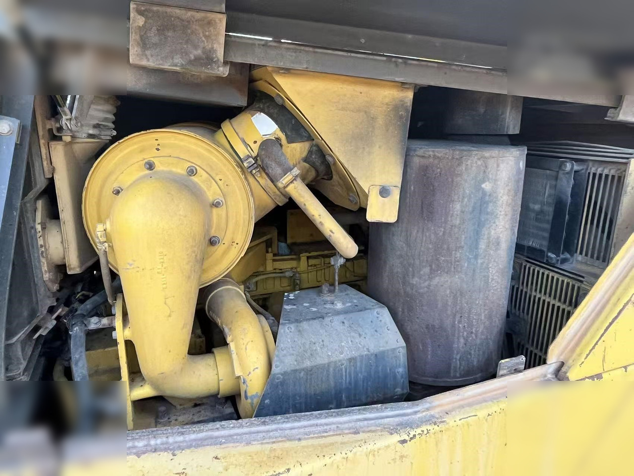 KOMATSU D155A-5 - Бульдозер: фото 5 KOMATSU D155A-5 - Бульдозер: фото 5