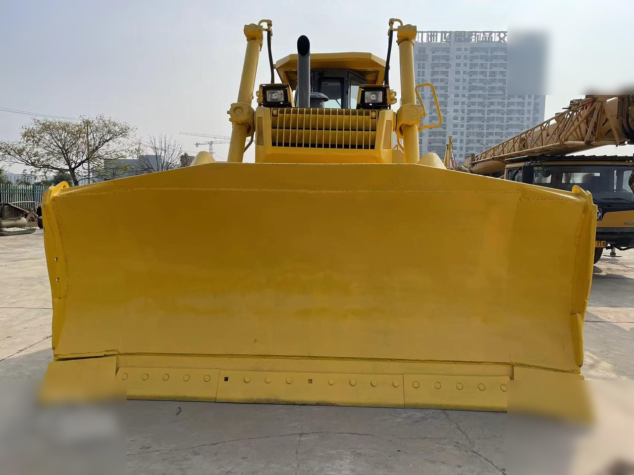 KOMATSU D155AX-3 - Бульдозер: фото 3 KOMATSU D155AX-3 - Бульдозер: фото 3