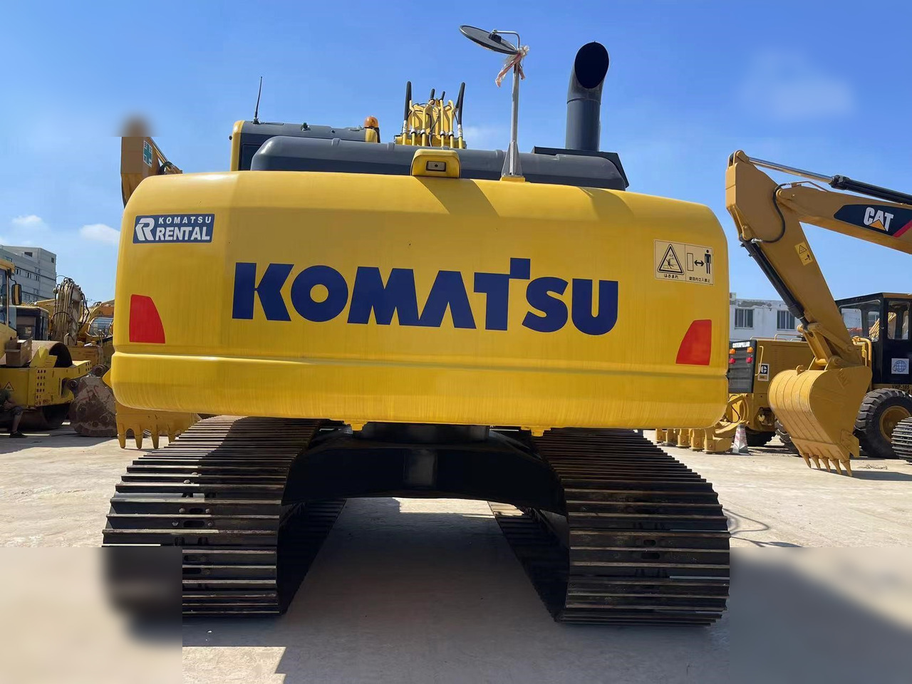 KOMATSU PC200-8 - Гусеничний екскаватор: фото 3 KOMATSU PC200-8 - Гусеничний екскаватор: фото 3