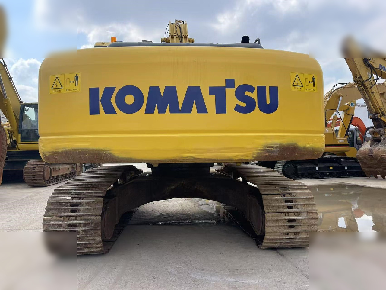 KOMATSU PC220-7 - Гусеничний екскаватор: фото 3 KOMATSU PC220-7 - Гусеничний екскаватор: фото 3