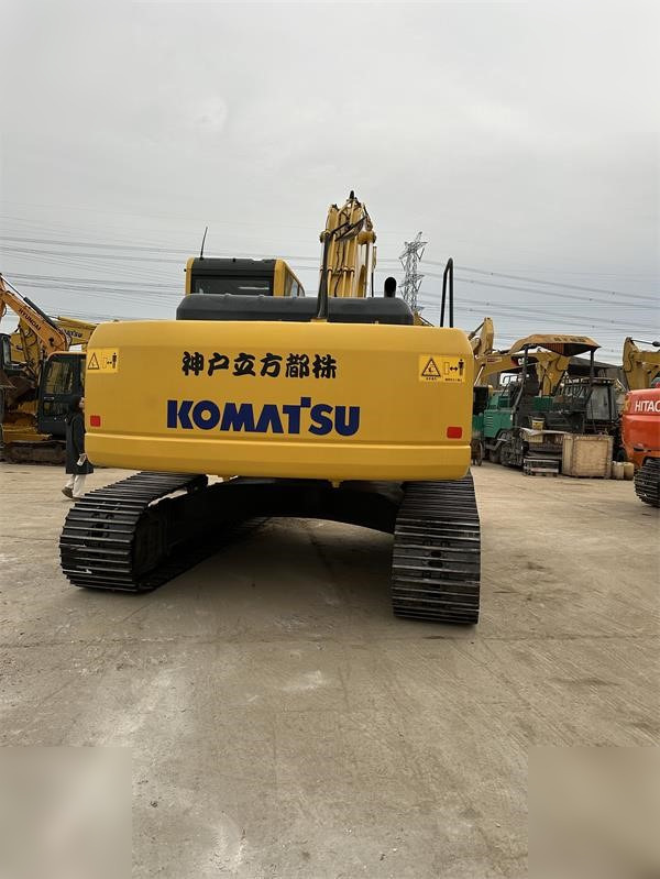 KOMATSU PC240 LC-8 - Гусеничний екскаватор: фото 4 KOMATSU PC240 LC-8 - Гусеничний екскаватор: фото 4