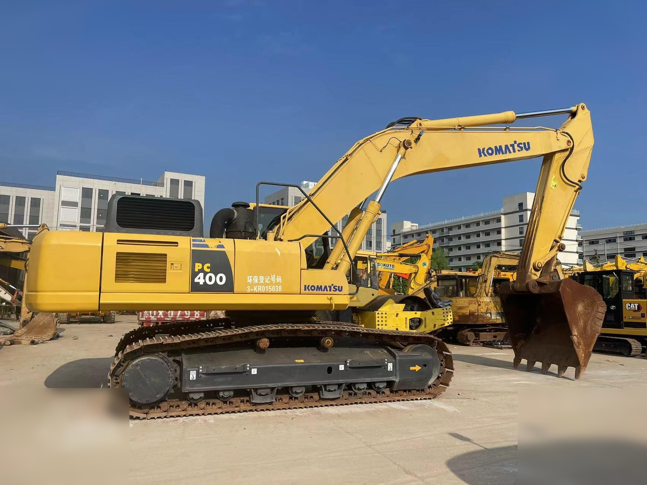 KOMATSU PC400-8R - Гусеничний екскаватор: фото 1 KOMATSU PC400-8R - Гусеничний екскаватор: фото 1