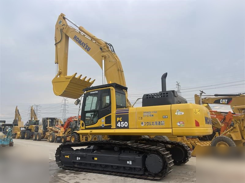 KOMATSU PC450-8 - Гусеничний екскаватор: фото 2 KOMATSU PC450-8 - Гусеничний екскаватор: фото 2