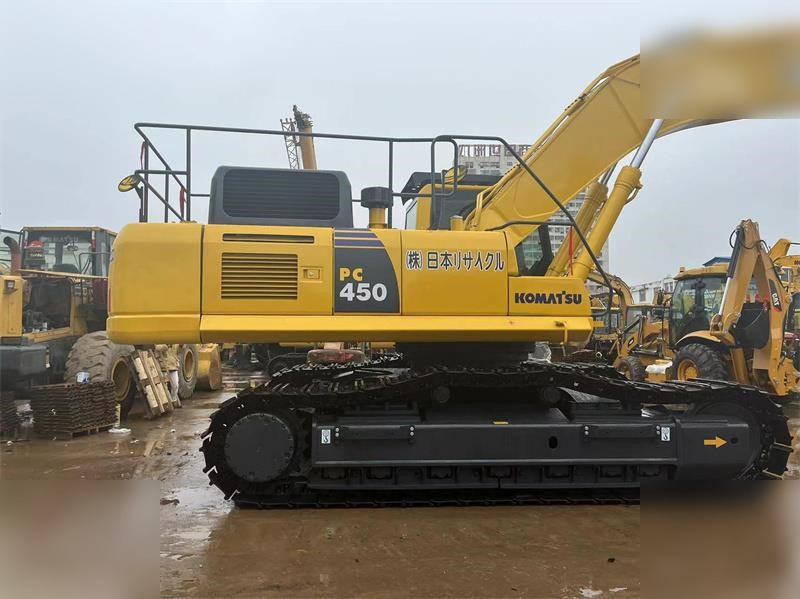 KOMATSU PC450-8 - Гусеничний екскаватор: фото 2 KOMATSU PC450-8 - Гусеничний екскаватор: фото 2