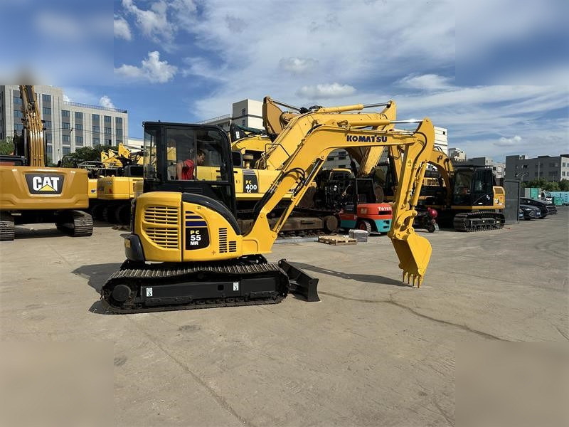 KOMATSU PC55MR-2 - Міні-екскаватор: фото 1 KOMATSU PC55MR-2 - Міні-екскаватор: фото 1