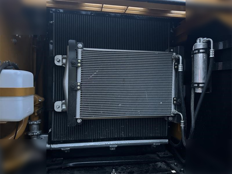 Гусеничний екскаватор SANY SY215C: фото 7 Гусеничний екскаватор SANY SY215C: фото 7