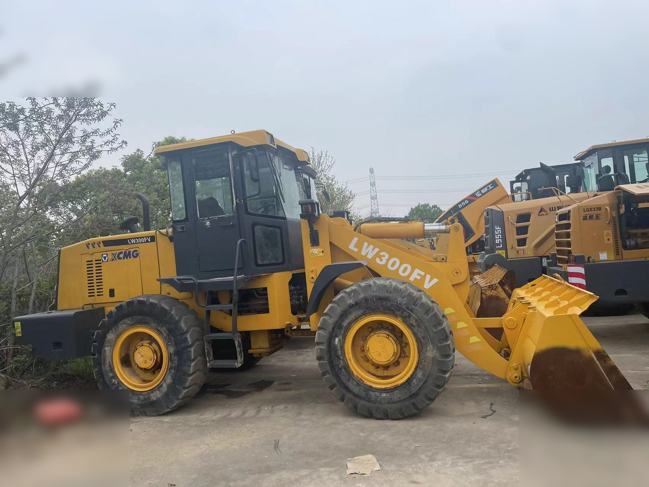 XCMG LW300F - Колісний навантажувач: фото 1 XCMG LW300F - Колісний навантажувач: фото 1