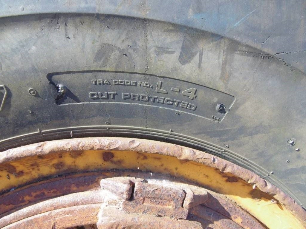 Däck - Шина в категорії Будівельна техніка: фото 2 Däck - Шина в категорії Будівельна техніка: фото 2