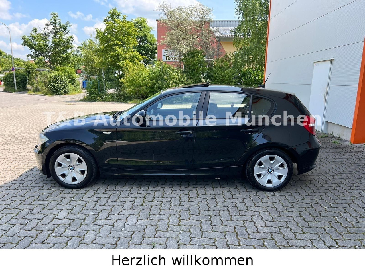 BMW 118d*Advantage-Paket*Klima*Navi*Xenon*PDC*1.Hand - Седан: фото 2 BMW 118d*Advantage-Paket*Klima*Navi*Xenon*PDC*1.Hand - Седан: фото 2