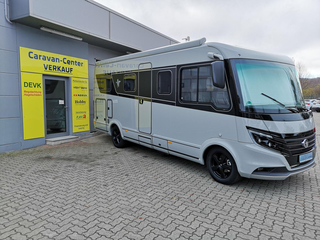 Niesmann + Bischoff iSmove 6.9 E 132 kW+AHK+SOLAR+ALDE+KLIMA+NAVI - Інтегрований автобудинок: фото 3 Niesmann + Bischoff iSmove 6.9 E 132 kW+AHK+SOLAR+ALDE+KLIMA+NAVI - Інтегрований автобудинок: фото 3