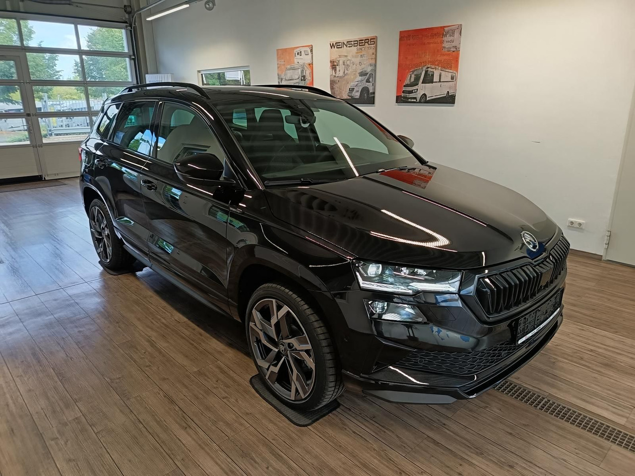 Skoda Karoq Sportline 1,5 TSI DSG*AHK*PSD*STD.HZG*NAVI - Позашляховик: фото 3 Skoda Karoq Sportline 1,5 TSI DSG*AHK*PSD*STD.HZG*NAVI - Позашляховик: фото 3